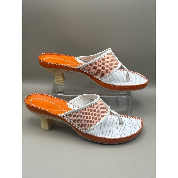 Clarks Womens Sandals Thong White Orange Slip On Vintage Wooden Heels Size 8.5 - Picture 2 of 9